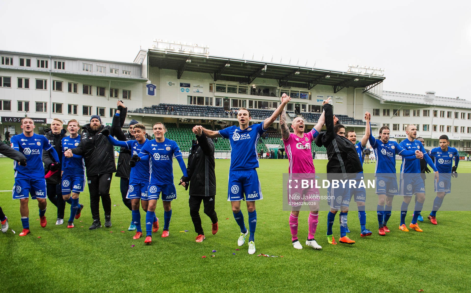 Sundsvalls spelare jublar