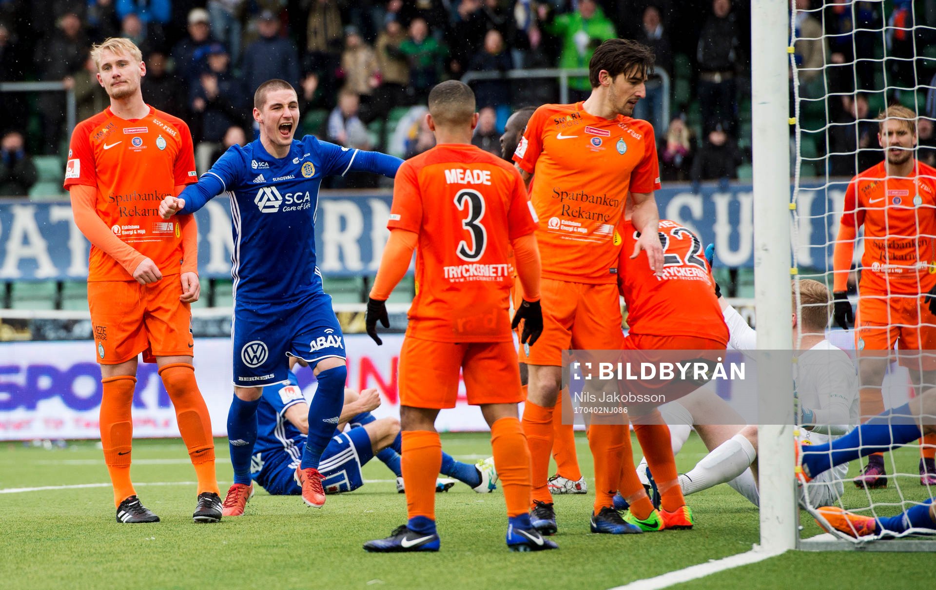 Sundsvalls Kristinn Freyr Sigurdsson jublar