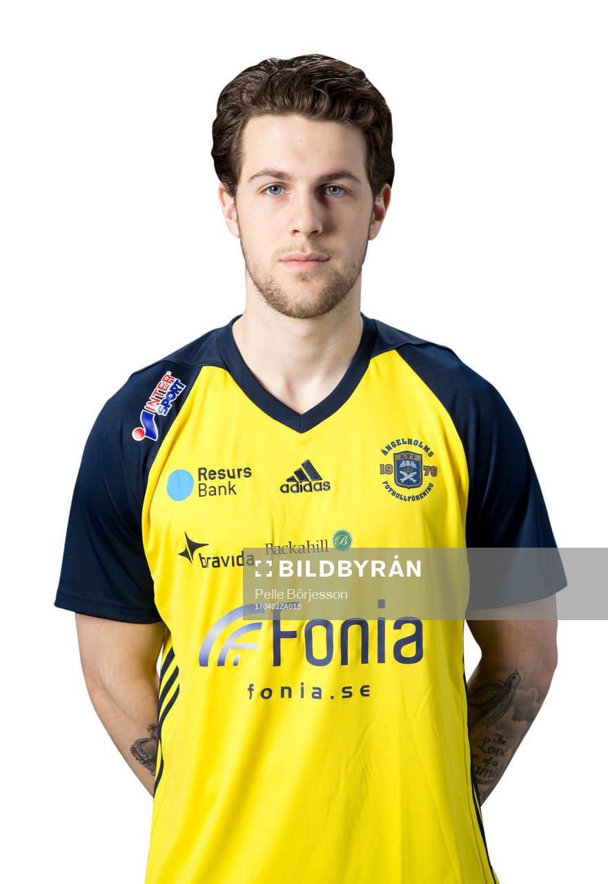 Ängelholms Oliver Stojanovic Fredin poserar för ett porträtt den 2 april 2017 i Ängelholm.