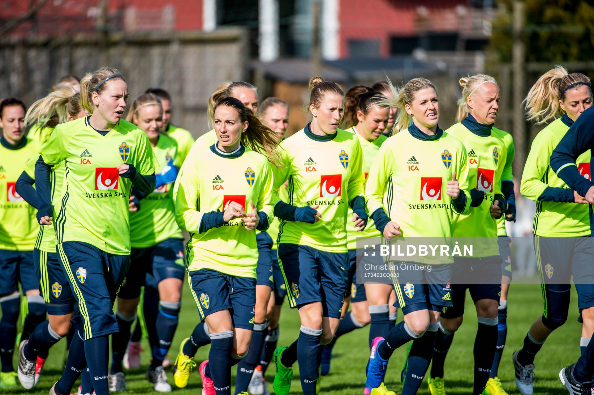 Spelarna värmer upp