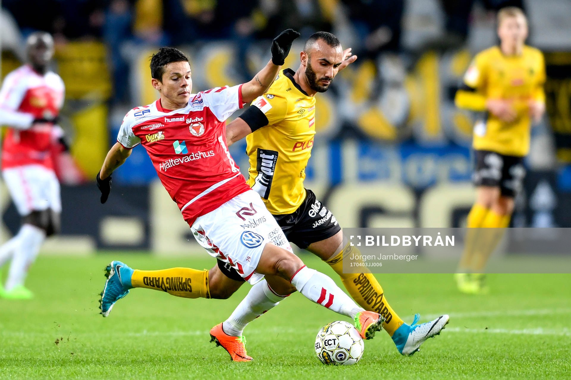 Kalmars Romário Pereira Sipião och Elfsborgs Issam Jebali