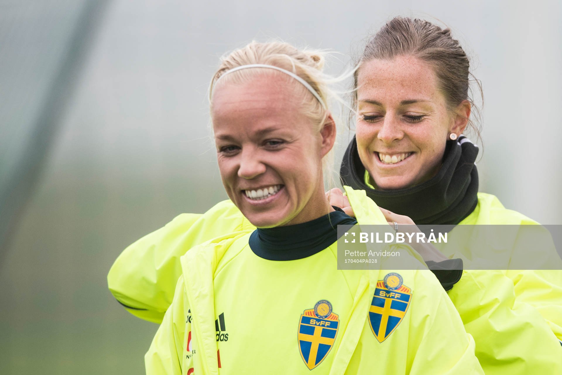 Caroline Seger och Lotta Schelin