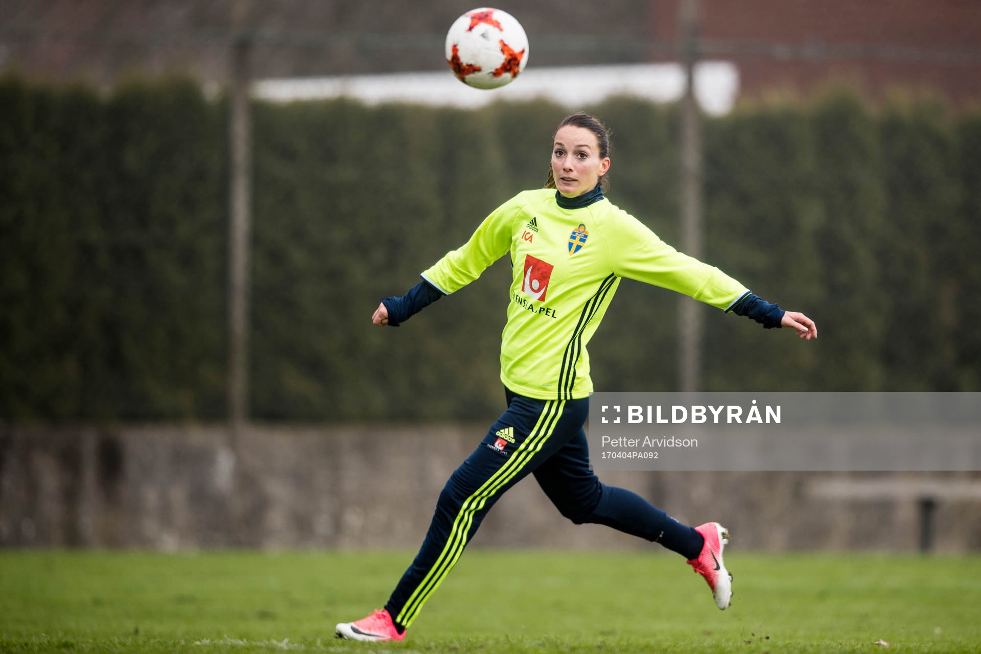 Kosovare Asllani