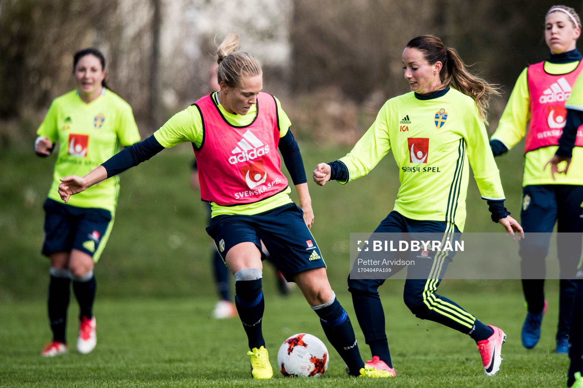 Magdalena Eriksson och Kosovare Asllani