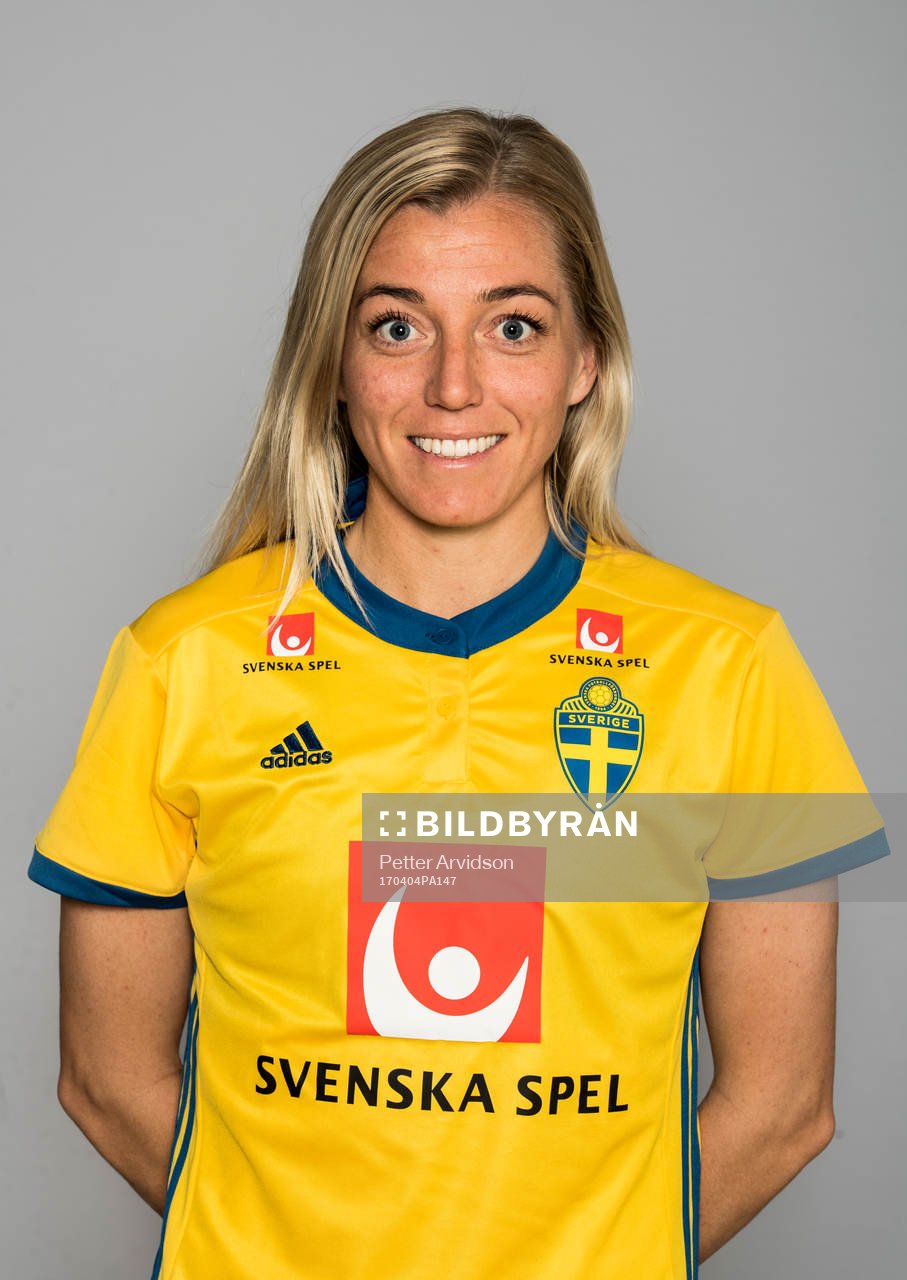 Linda Sembrant, spelare i Sveriges damlandslag i fotboll