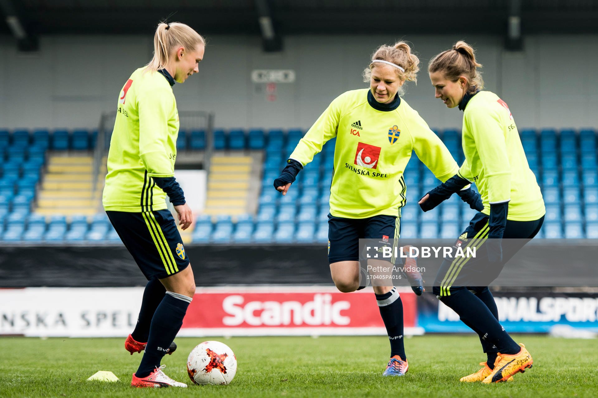 Jonna Andersson, Katrin Schmidt och Emma Berglund