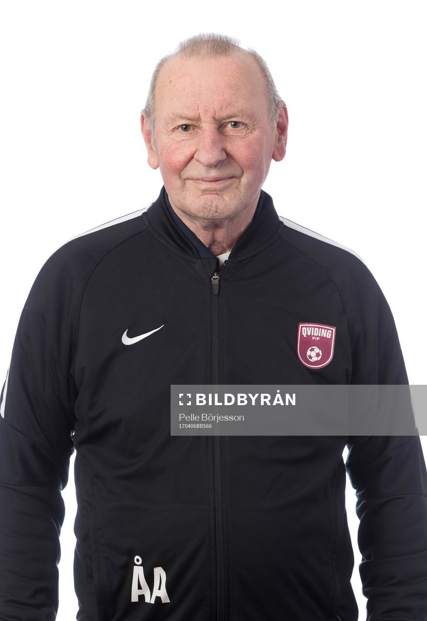 Qvidings materialare Åke ahlberg poserar för ett porträtt den 6 april 2017 i Göteborg.