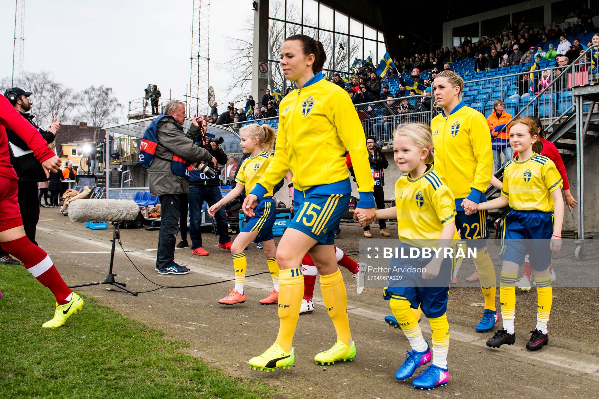 Sveriges Jessica Samuelsson gör entre