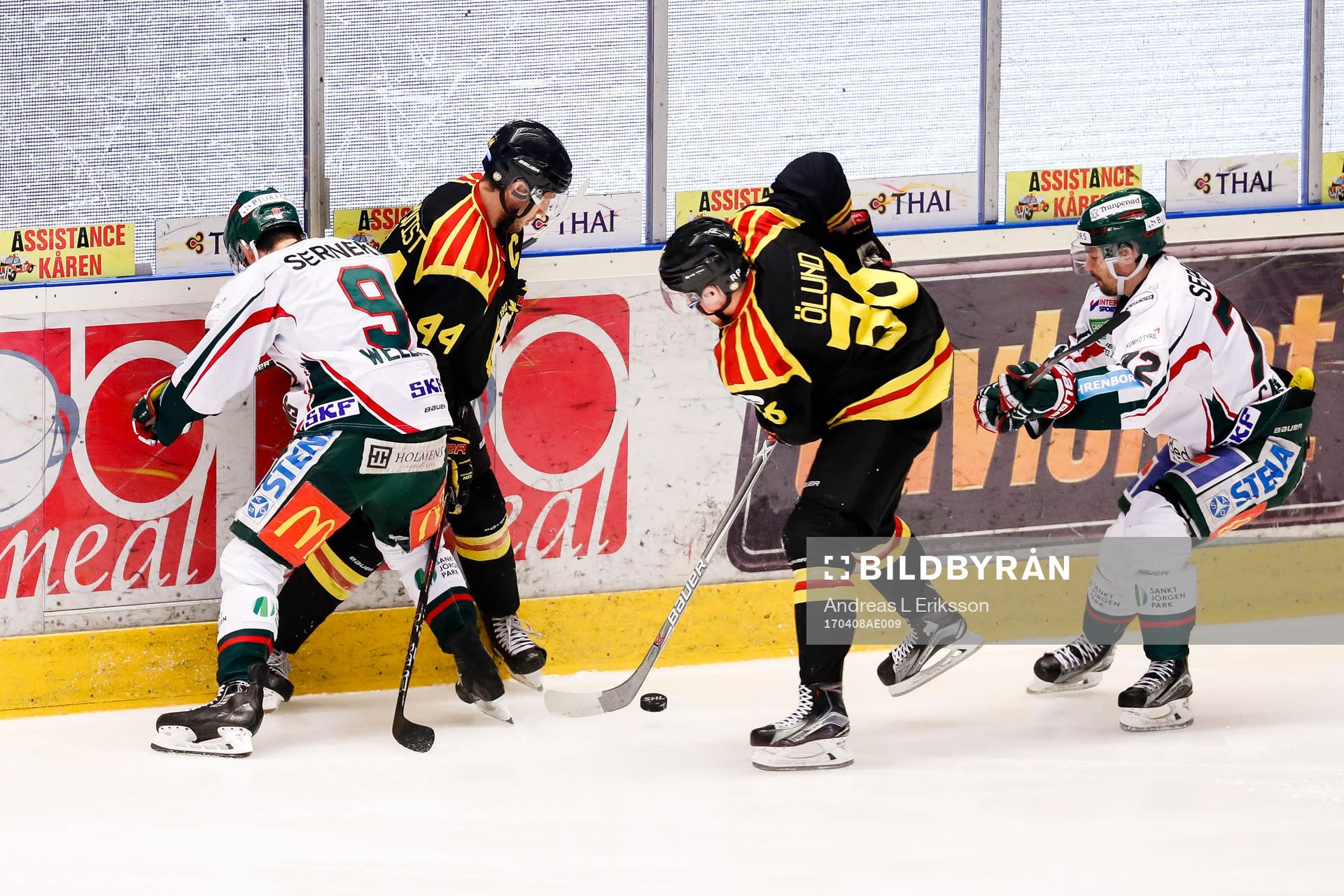 Brynäs Jacob Blomqvist och Linus Ölund i kamp mot