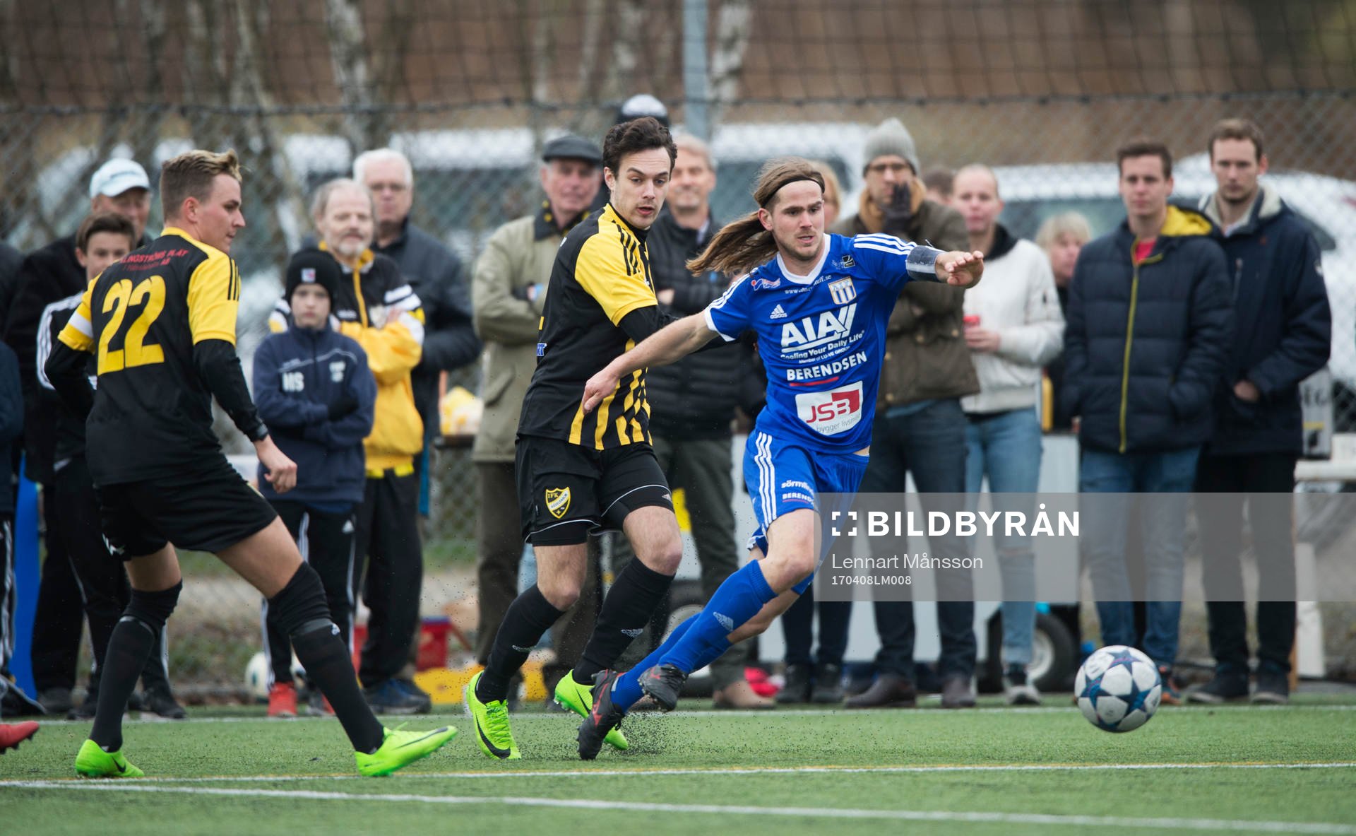 IFK Hässleholms Karim Al-Asi och Danny Gunnarsson i