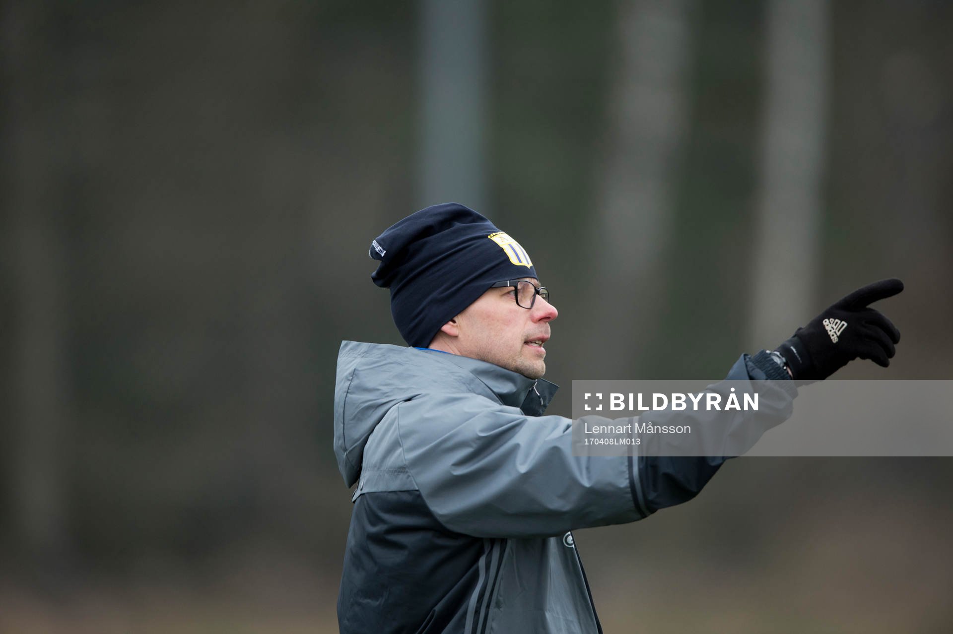 Asarums tränare i matchen i division 2 mellan IFK