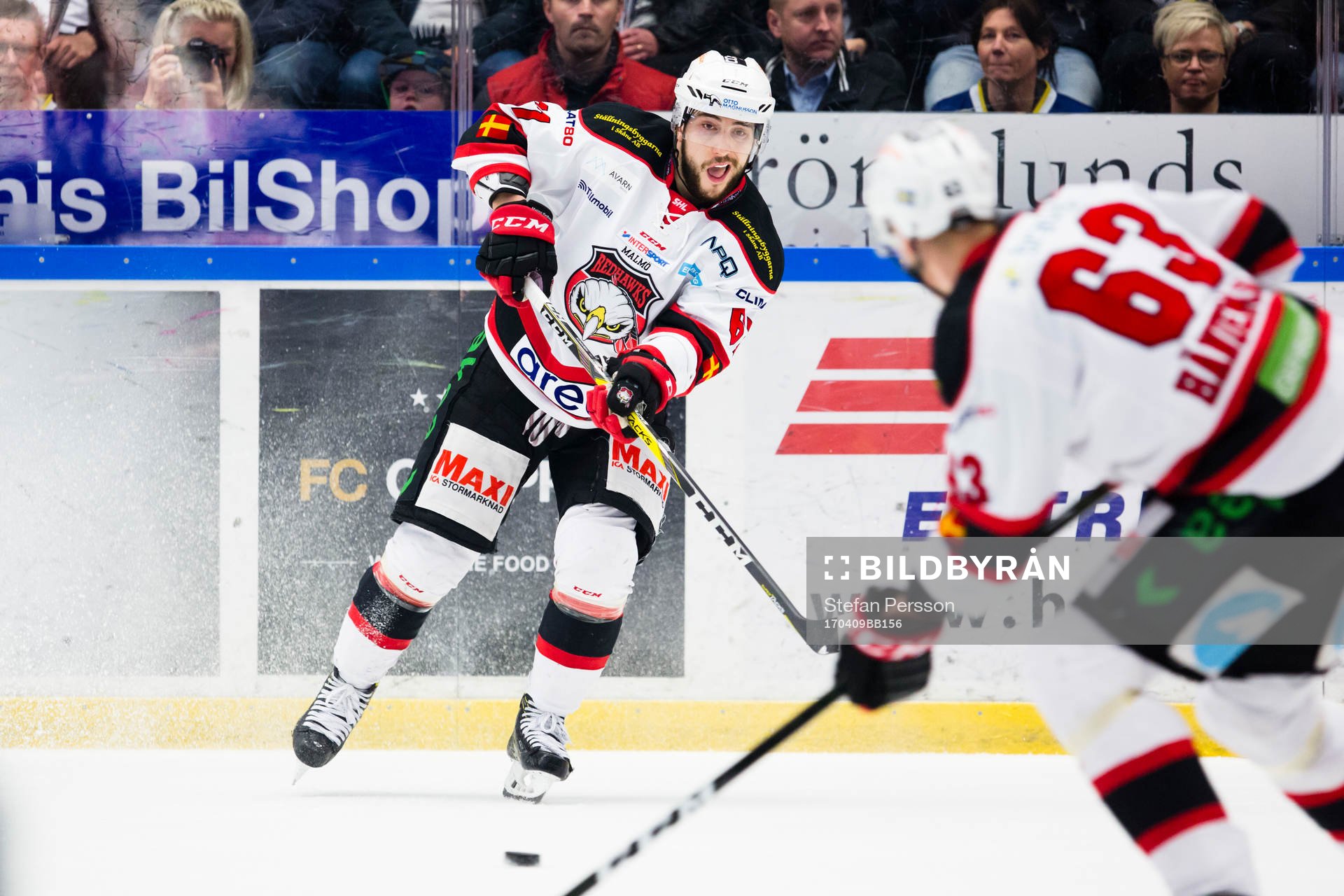 Malmö Redhawks Konstantin Komarek passar till Malmö