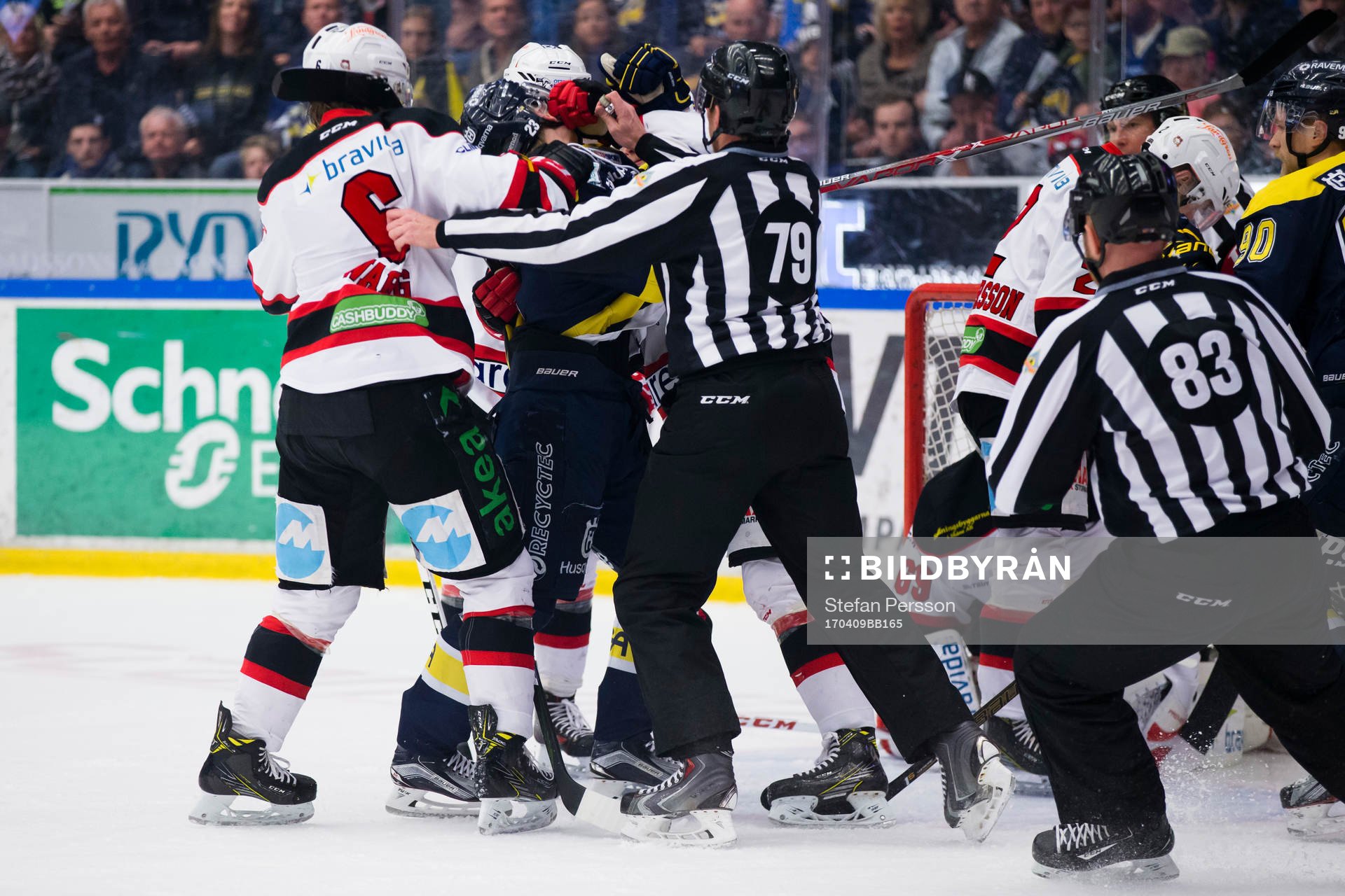 Gruff framför Malmö Redhawks mål