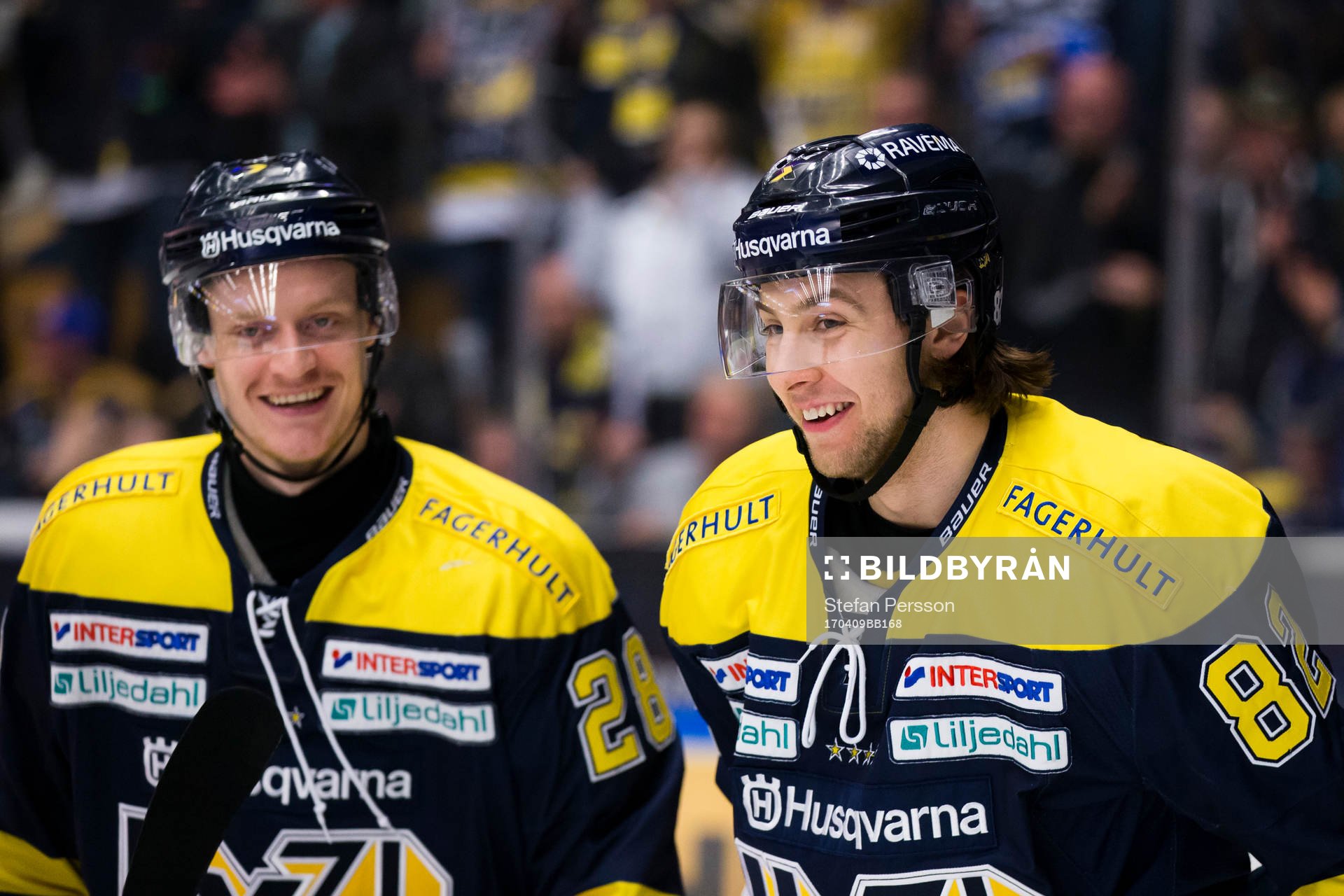 s Anton Bengtsson och Kevin Stenlund jublar