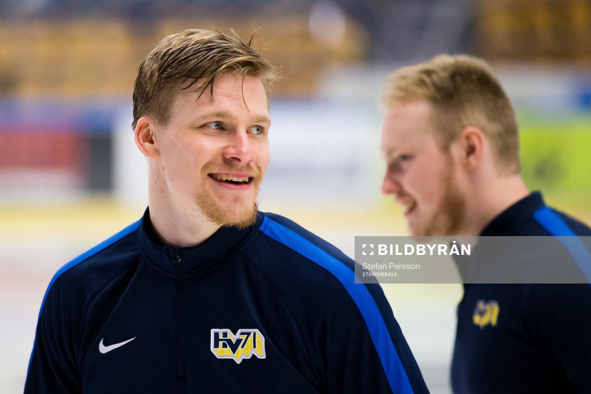 s Simon Önerud tackar fansen