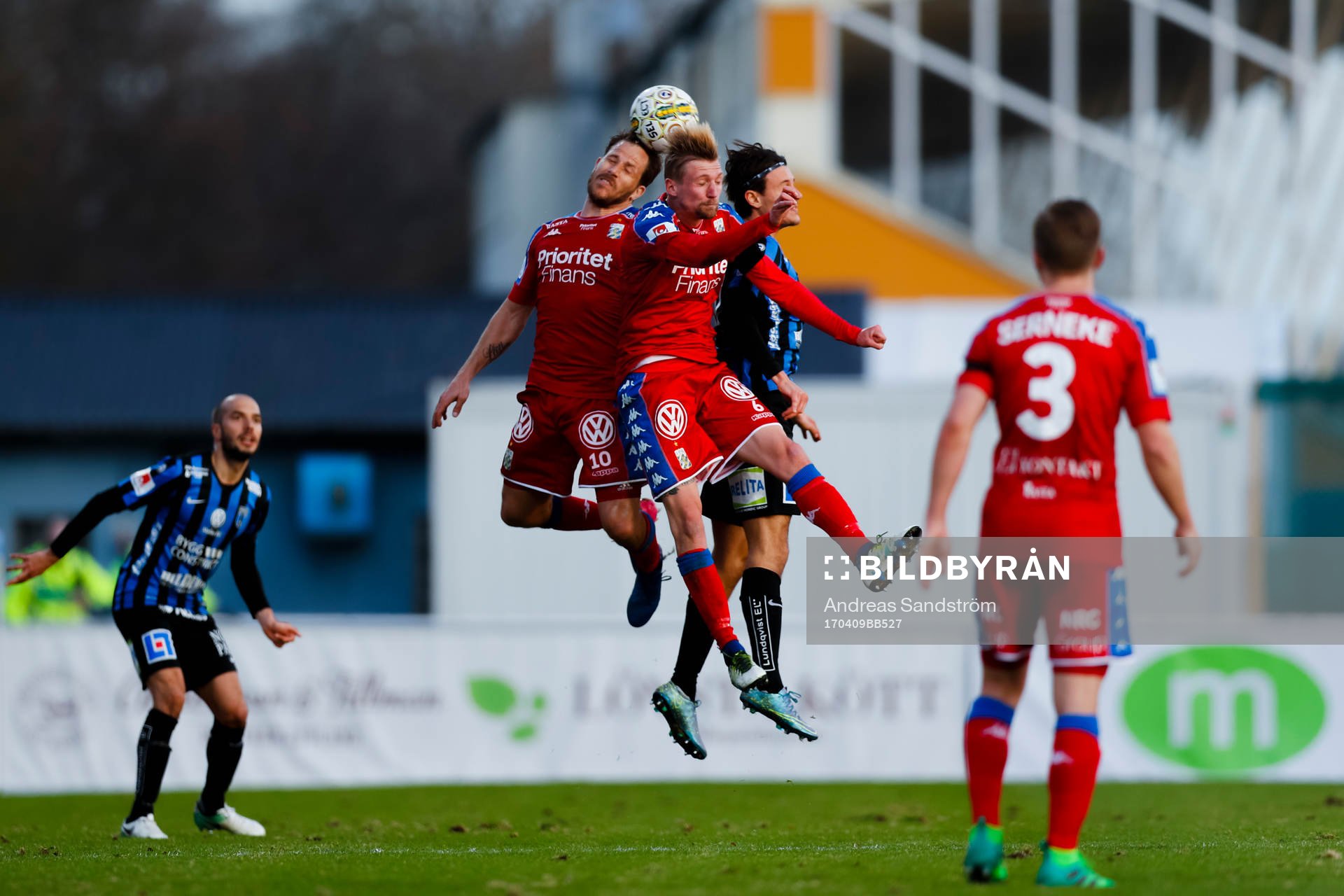 IFK Göteborgs Tobias Hysen , Sebastian Eriksson och Sirius