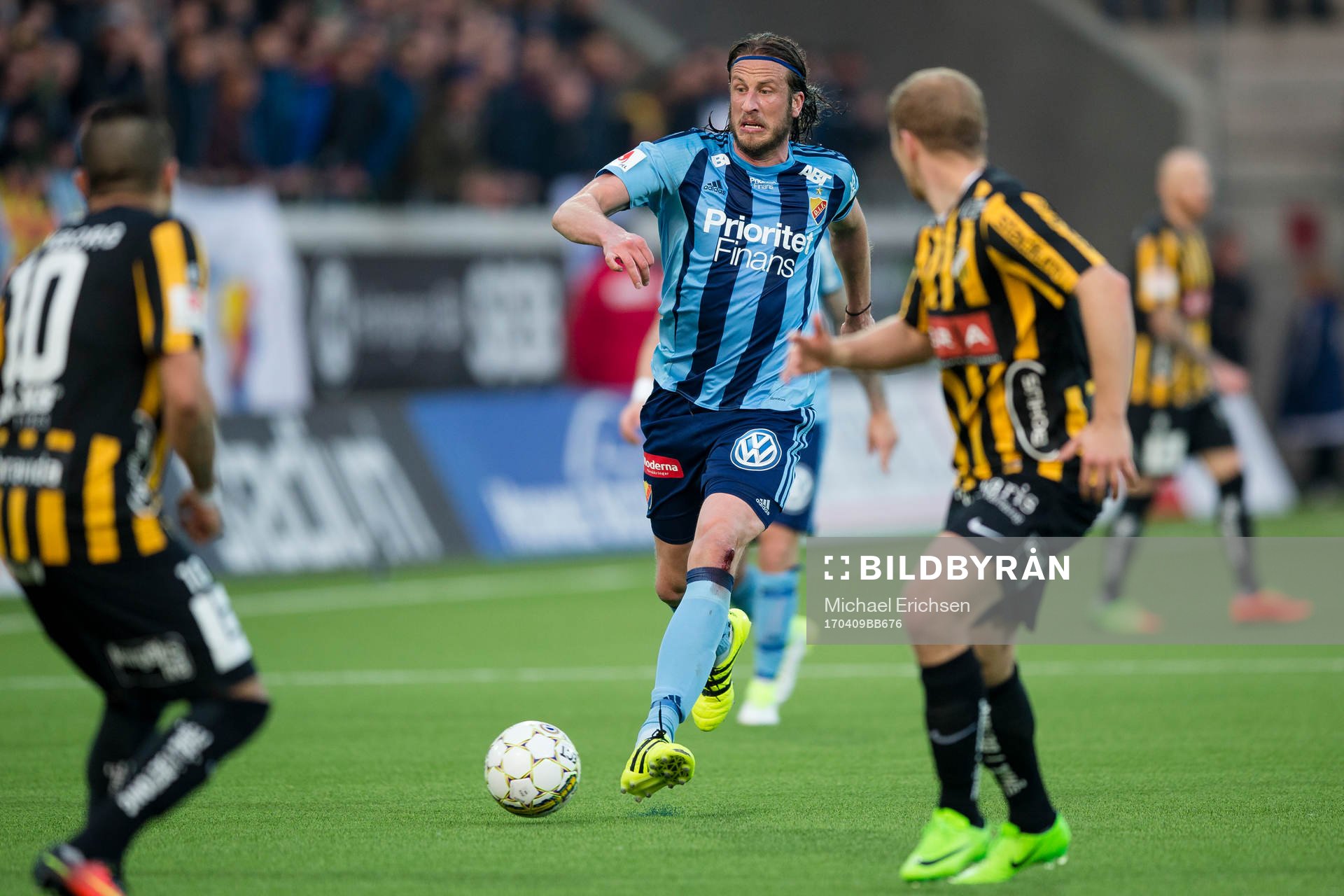 Djurgårdens Jonas Olsson under fotbollsmatchen i allsvenskan mellan Häcken och Djurgården den 9 april 2017 i Göteborg.