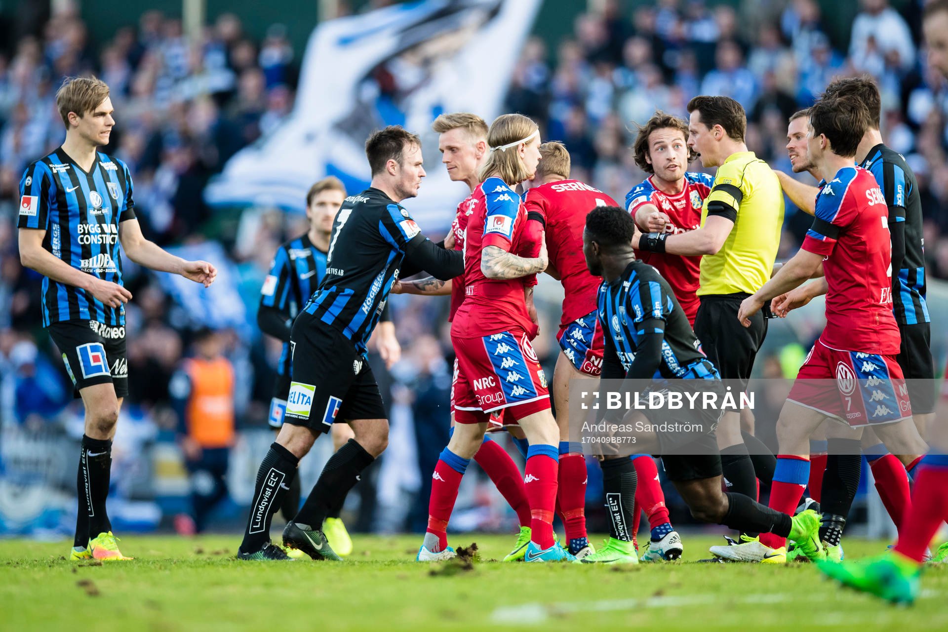 Gruff mellan spelare