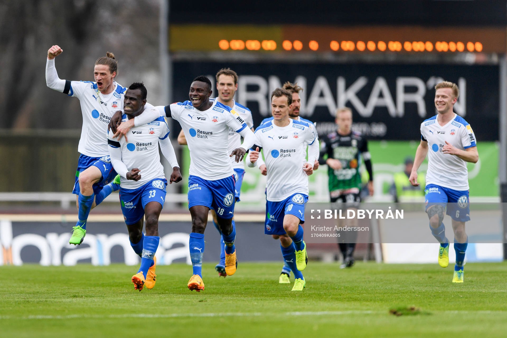 Helsingborgs spelare jublar