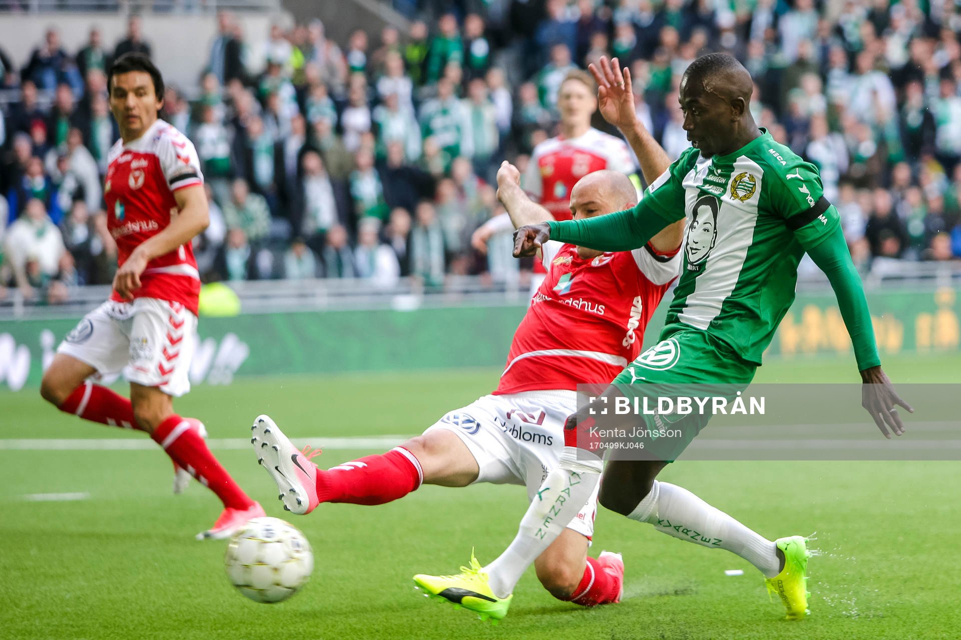 Hammarbys Pa Amat Dibba och Kalmars Stefan Larsson