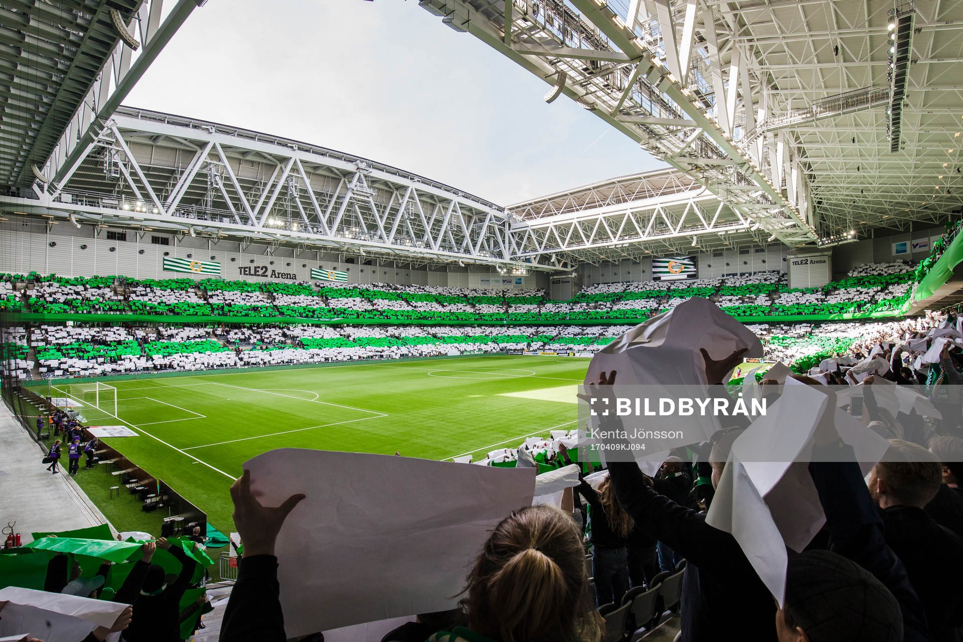 Hammarbys supportrar med ett tifo