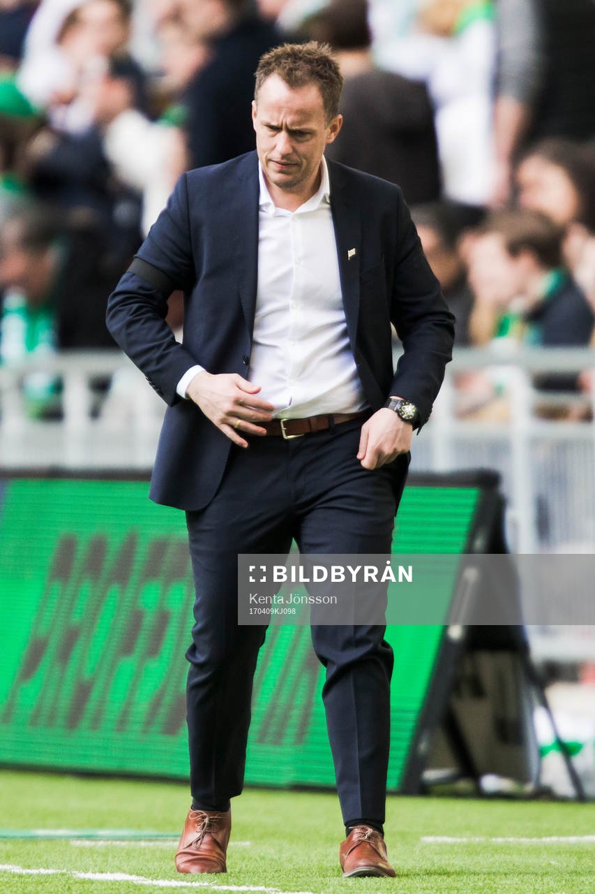 Hammarbys tränare Jakob Michelsen deppar