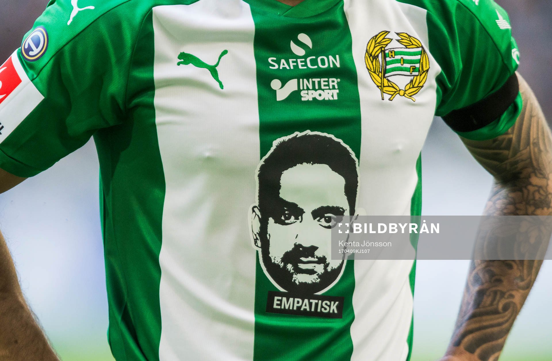 Hammarbys Jiloan Hamad med ett ansikte som tryck på