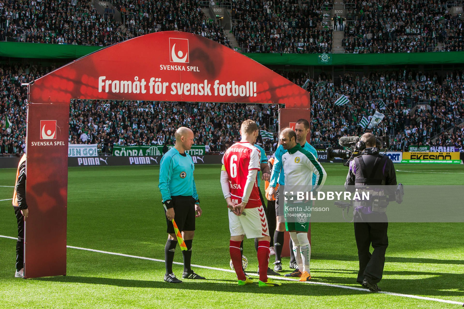 Hammarbys Kennedy Bakircioglu och Kalmars Rasmus Elm