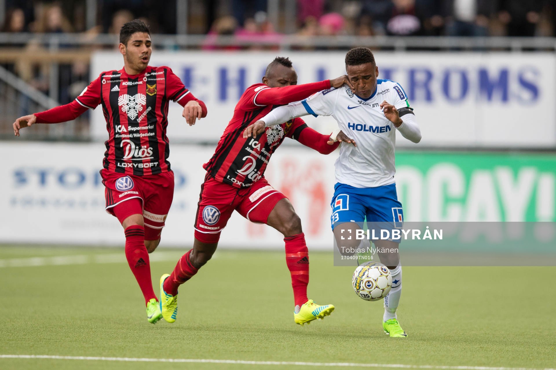 Norrköpings Niclas Eliasson mot Östersunds Samuel Mensiro