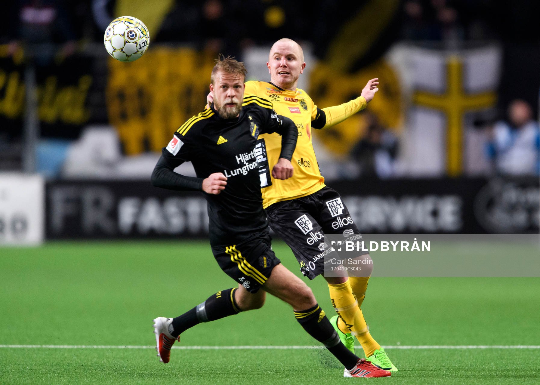 s Daniel Sundgren och Elfsborgs Simon Lundevall