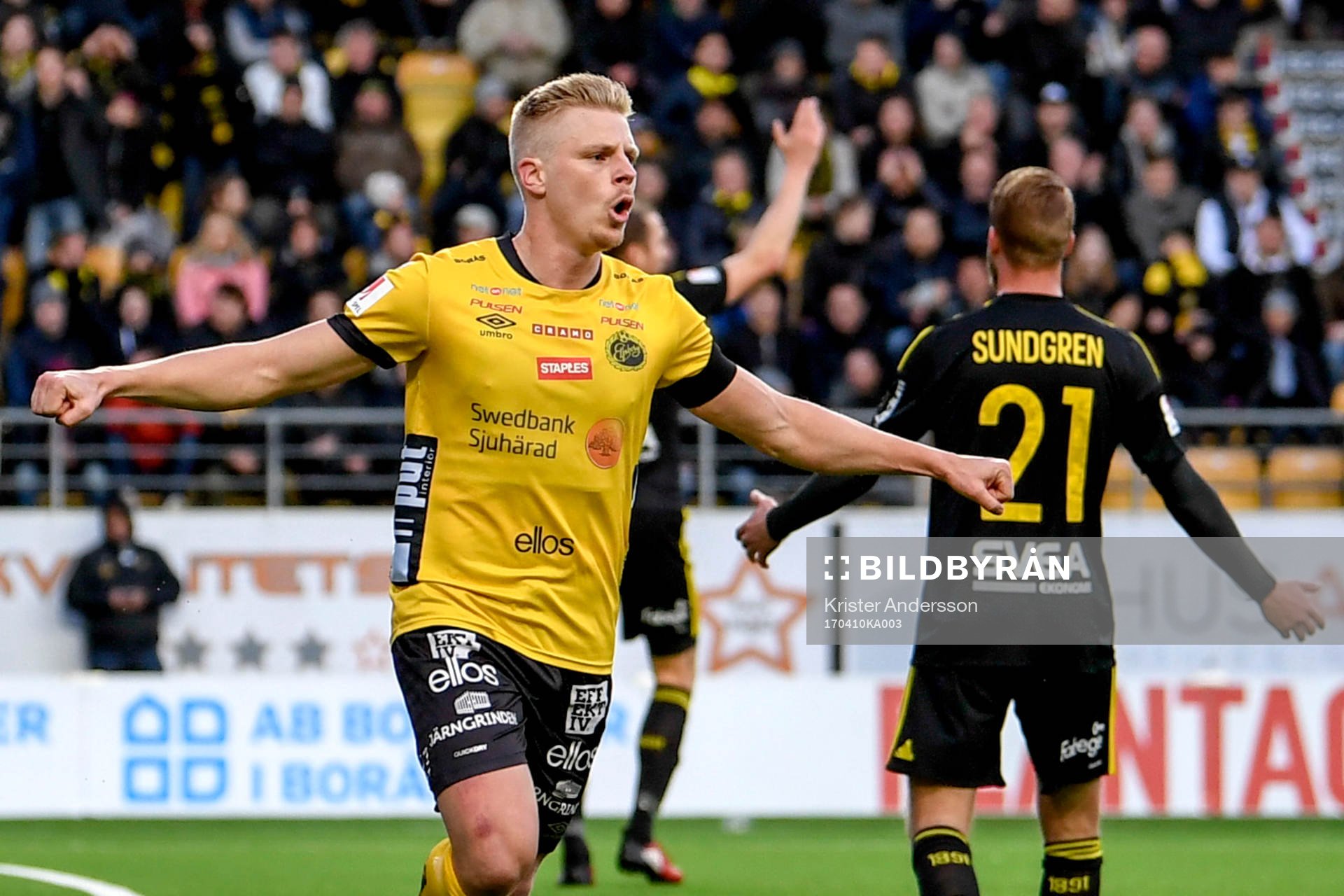 Elfsborgs Per Frick jublar efter 1-1 under fotbollsmatchen i Allsvenskan mellan Elfsborg och AIK den 10 april 2017 i BORÅS.