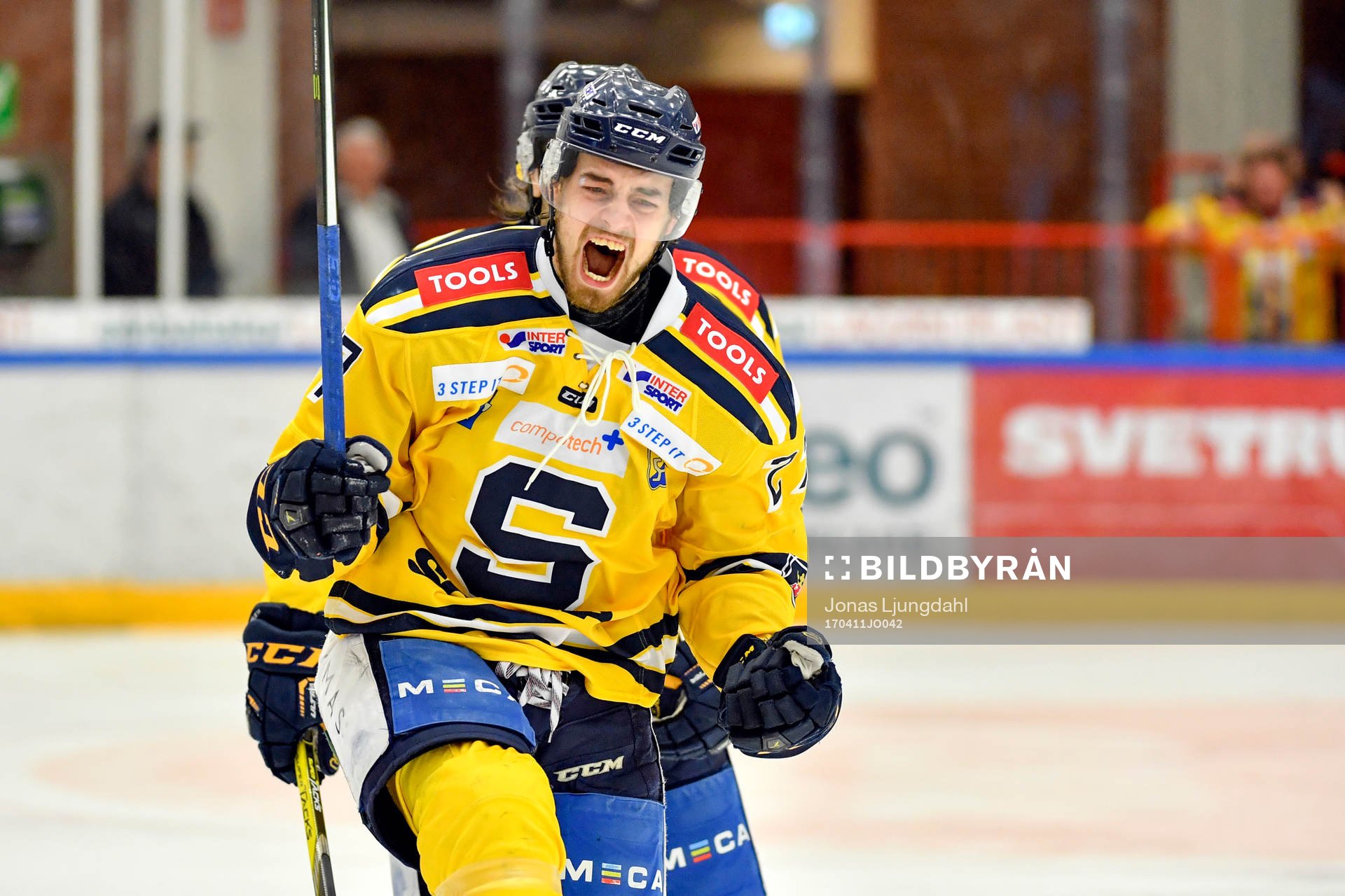 Södertäljes Felix Maegaard-Scheel jublar