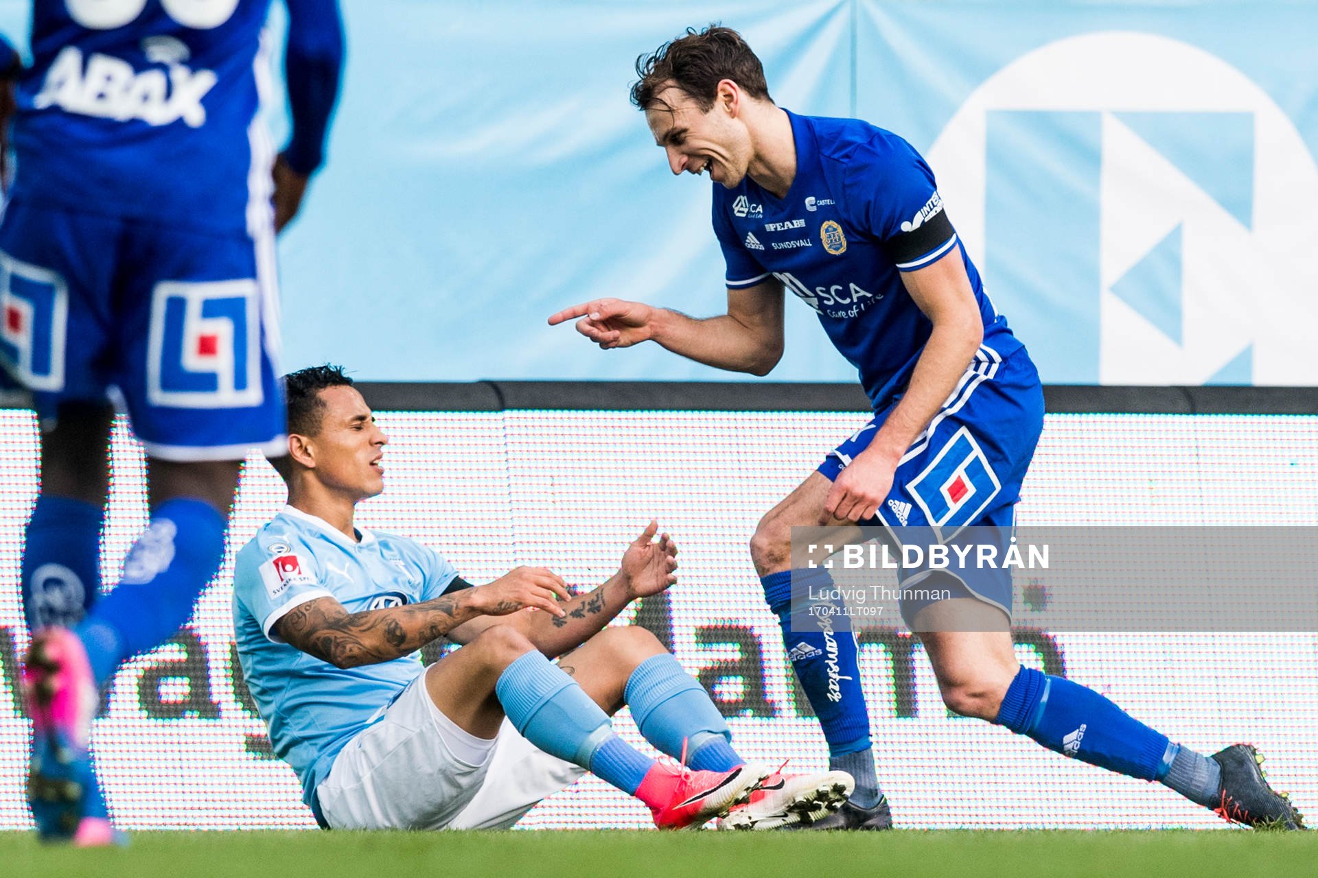 Malmö FFs Yoshimar Yotún och Sundsvalls Lars Krogh Gerson