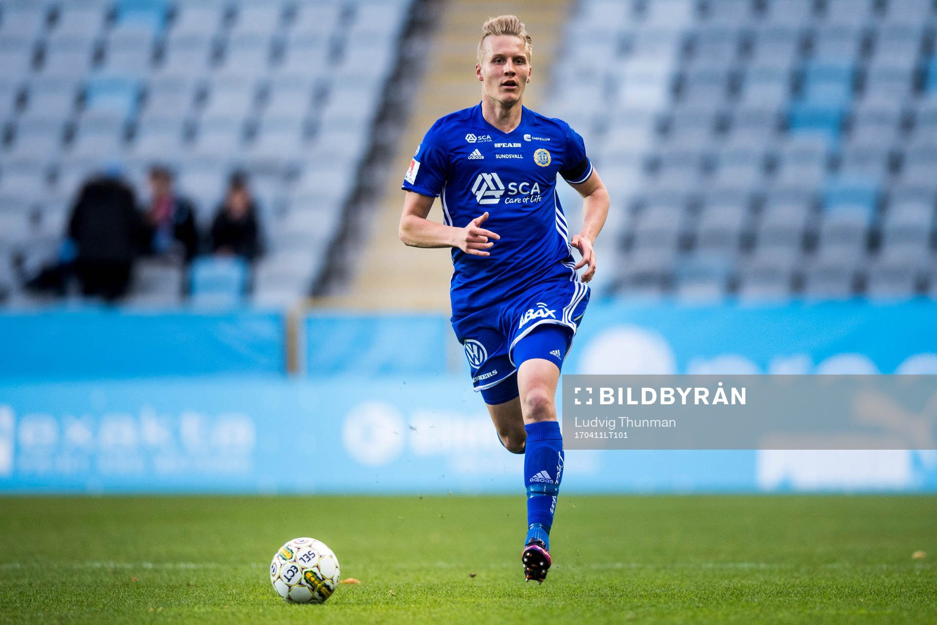 Sundsvalls Juho Pirttijoki under fotbollsmatchen i Allsvenskan mellan Malmö FF och GIF Sundsvall den 11 mars 2017 i Malmö.