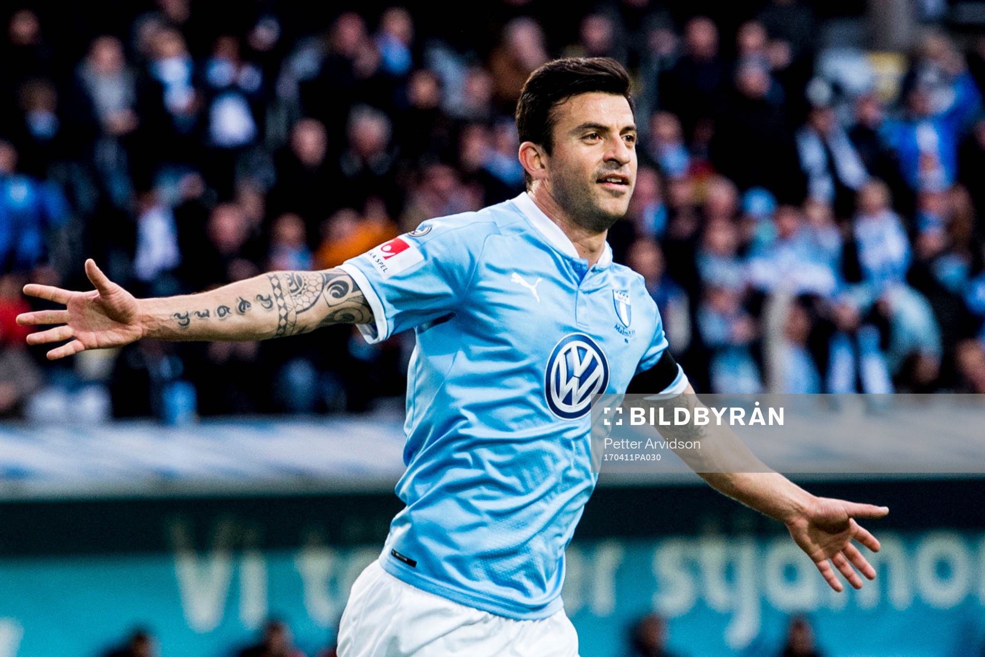Malmö FFs Behrang Safari jublar