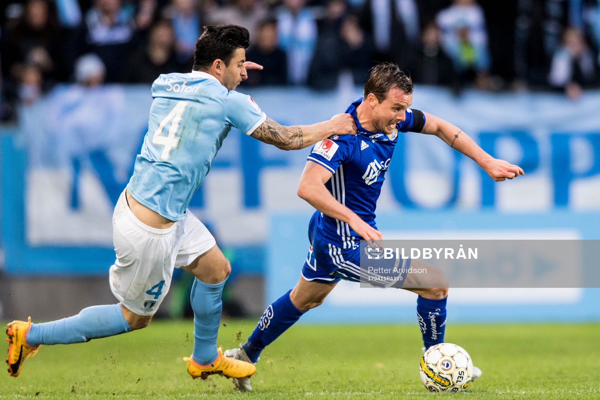 Malmö FFs Behrang Safari och Sundsvalls Eric Larsson