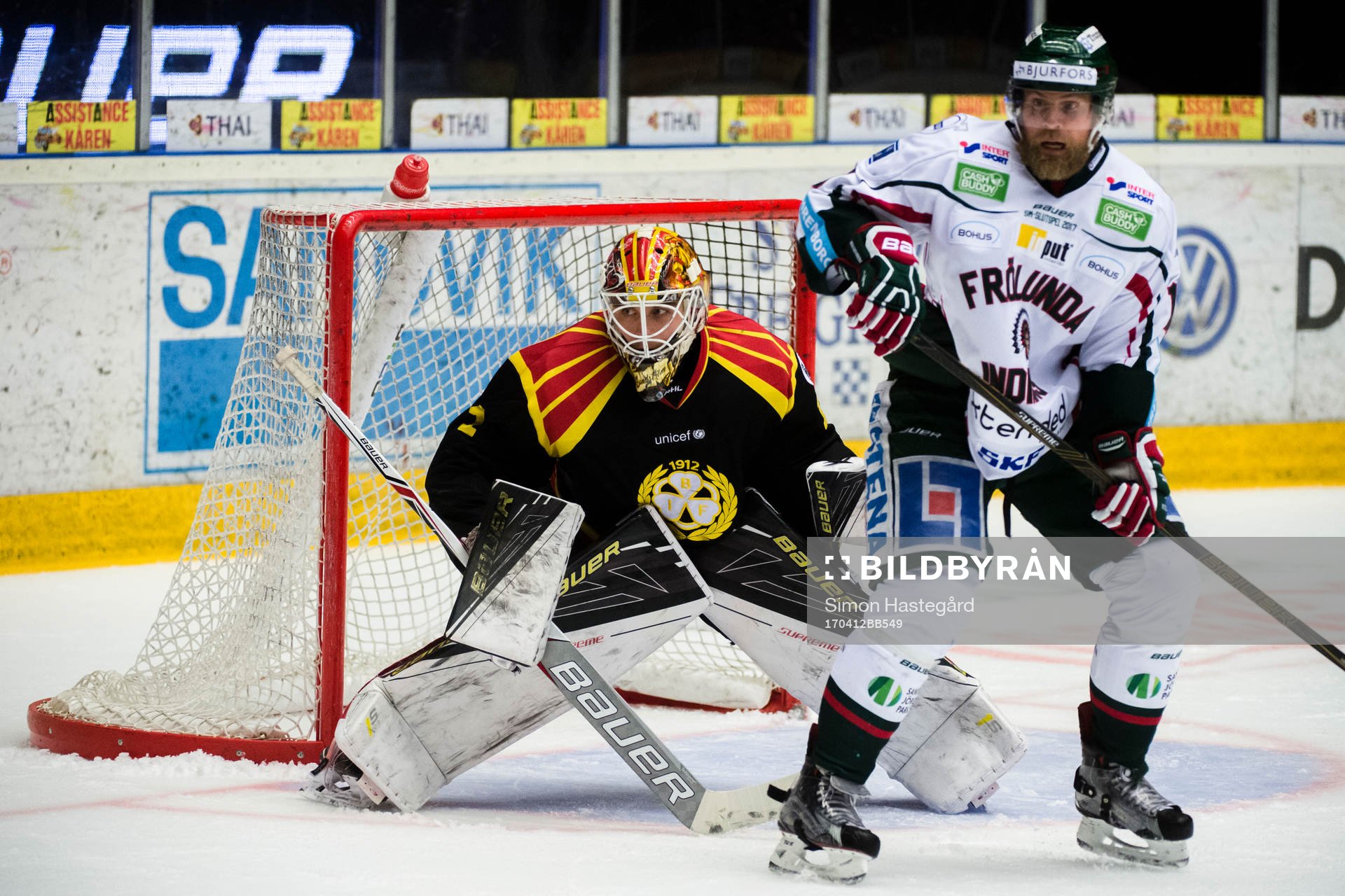 Brynäs målvakt Felix Sandström och Frölundas Sean