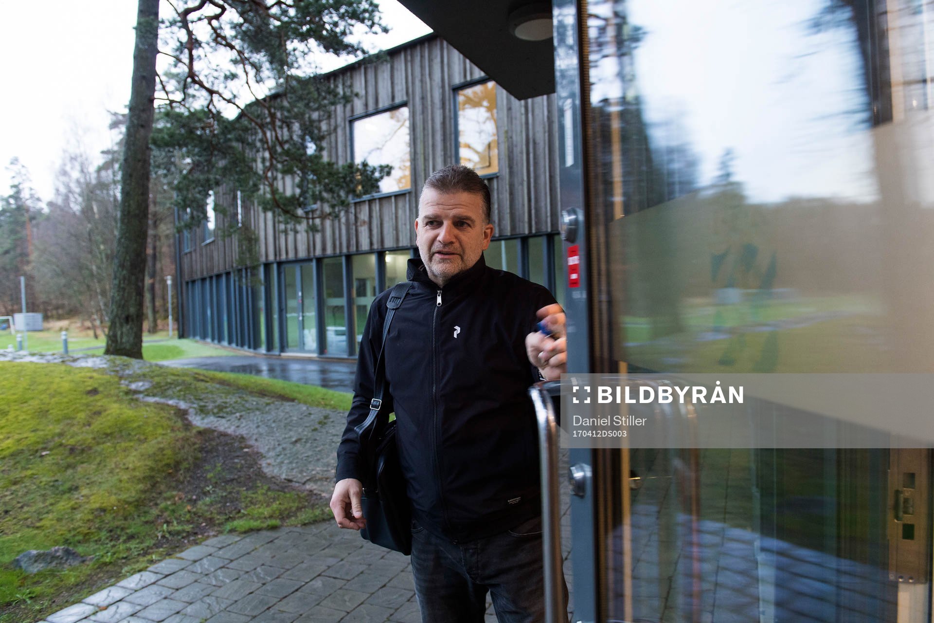 Assisterande tränare Magnus Edlund på Kamratgården