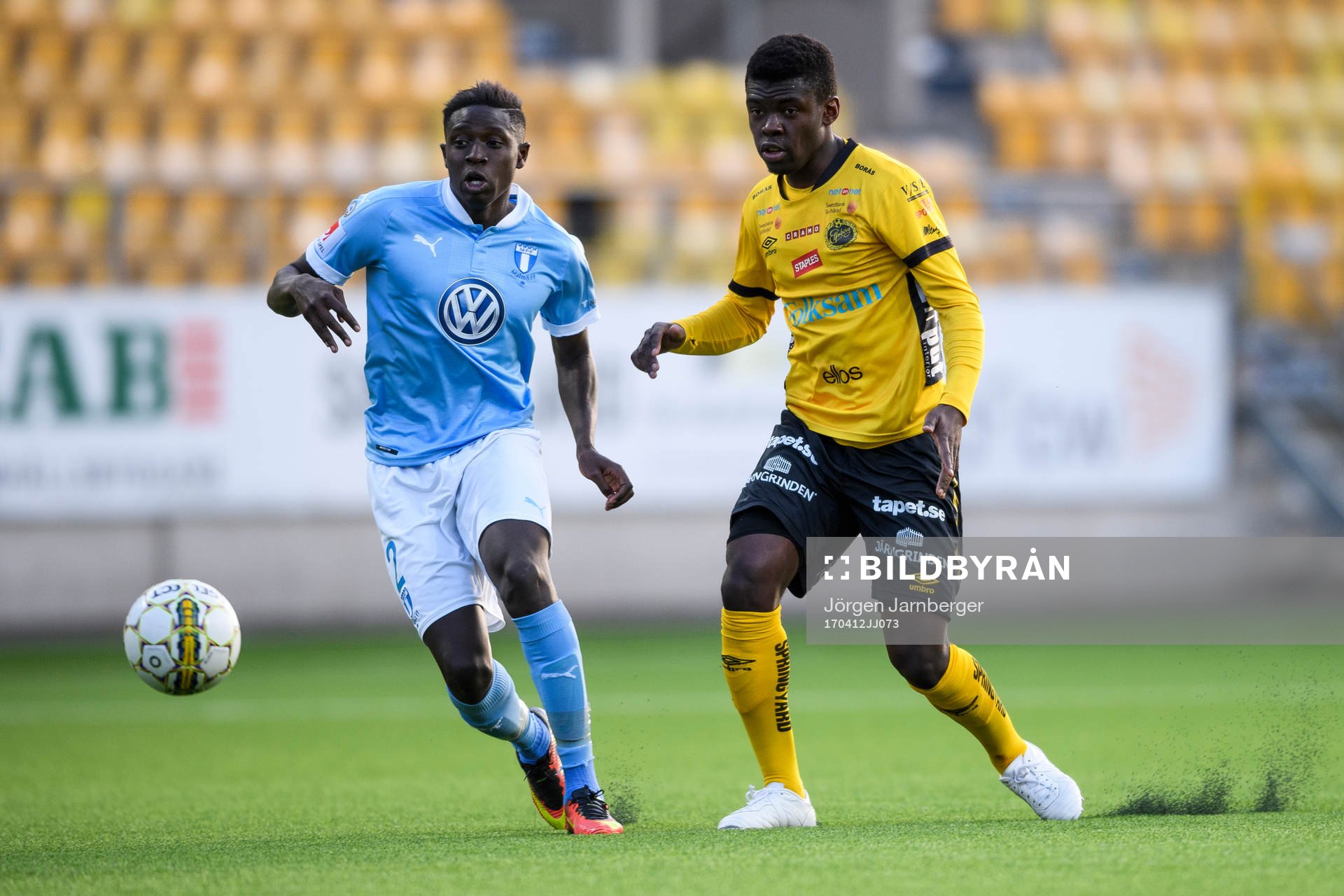Malmö FFs Pa Konate och Elfsborgs Chris Makindu