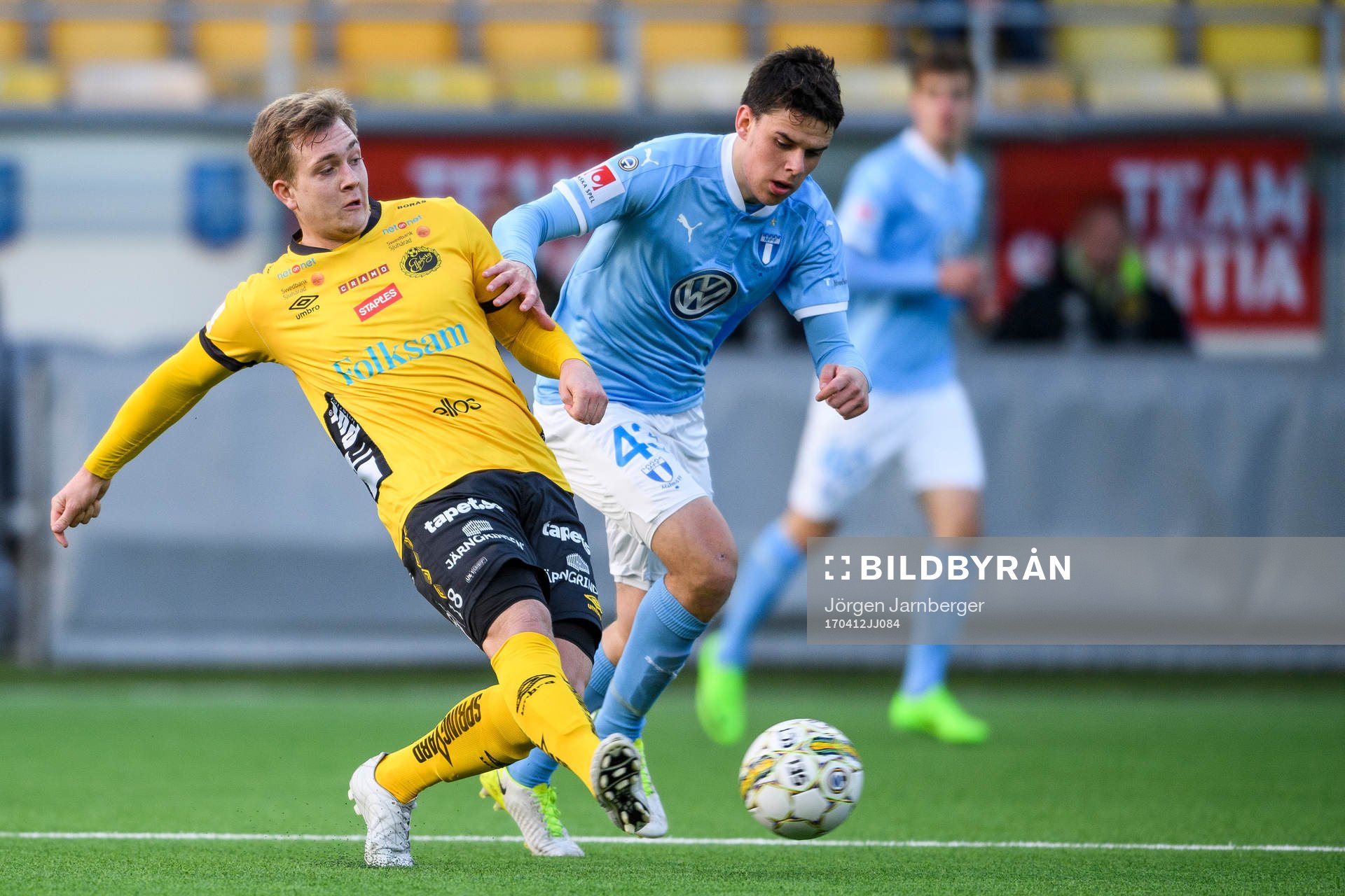 Elfsborgs Noel Jonsson och Malmö FFs Samuel Adrian