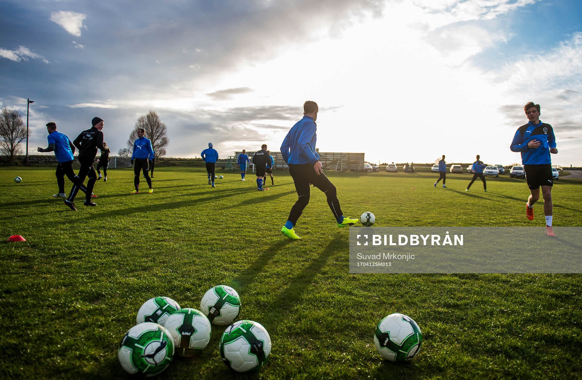 Träning med (RMIF) Runsten/Möckleby IFs A-lag på