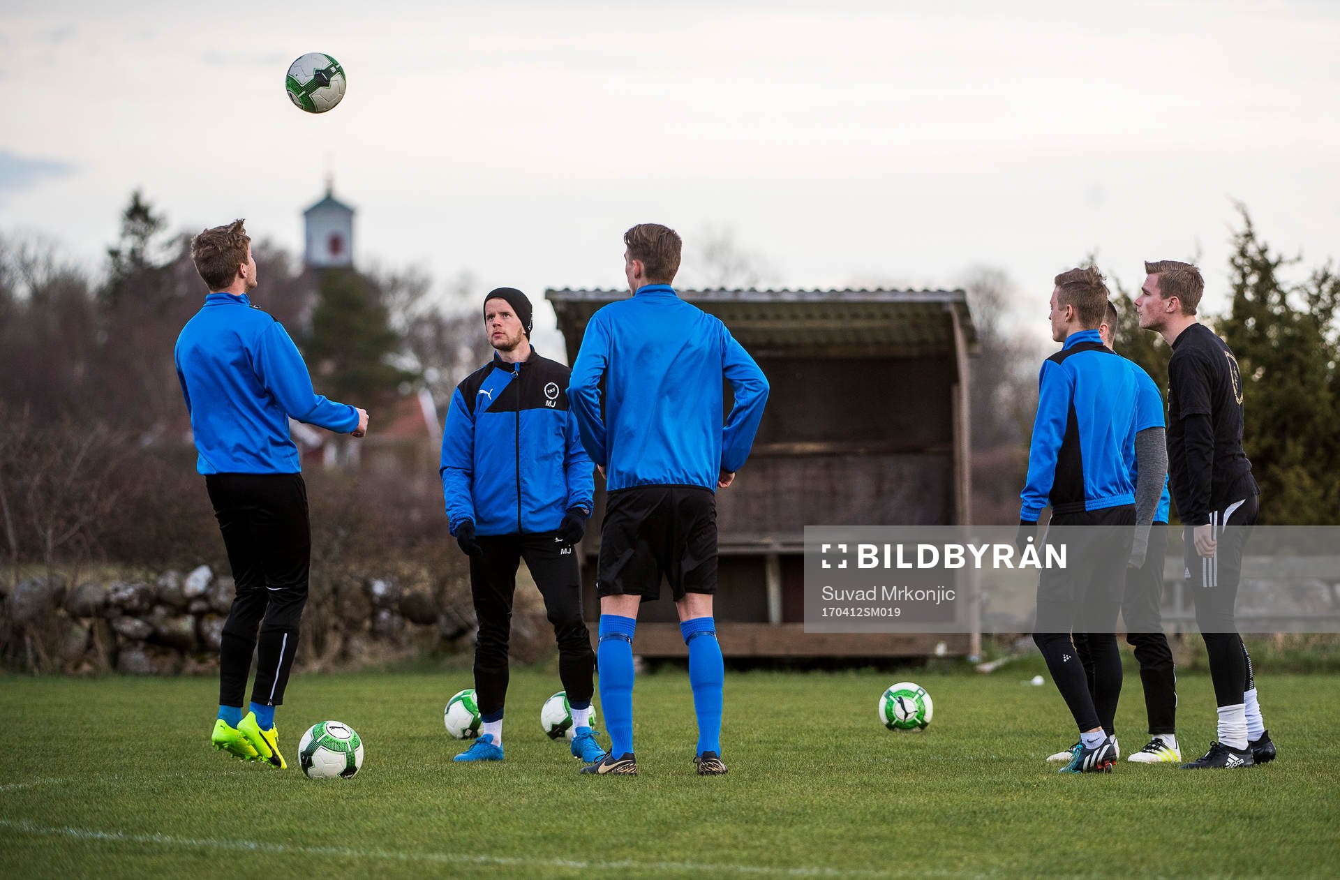 Träning med (RMIF) Runsten/Möckleby IFs A-lag på