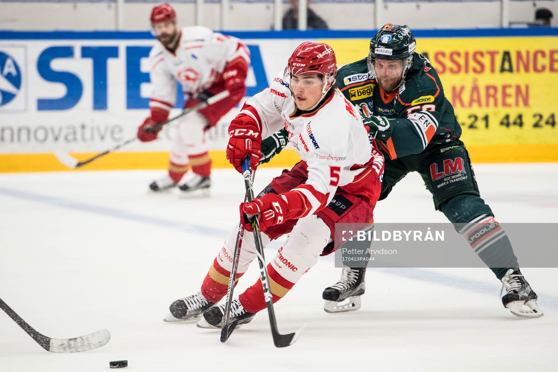 Trojas Max Lindroth och Kristianstads Mikael Larsson