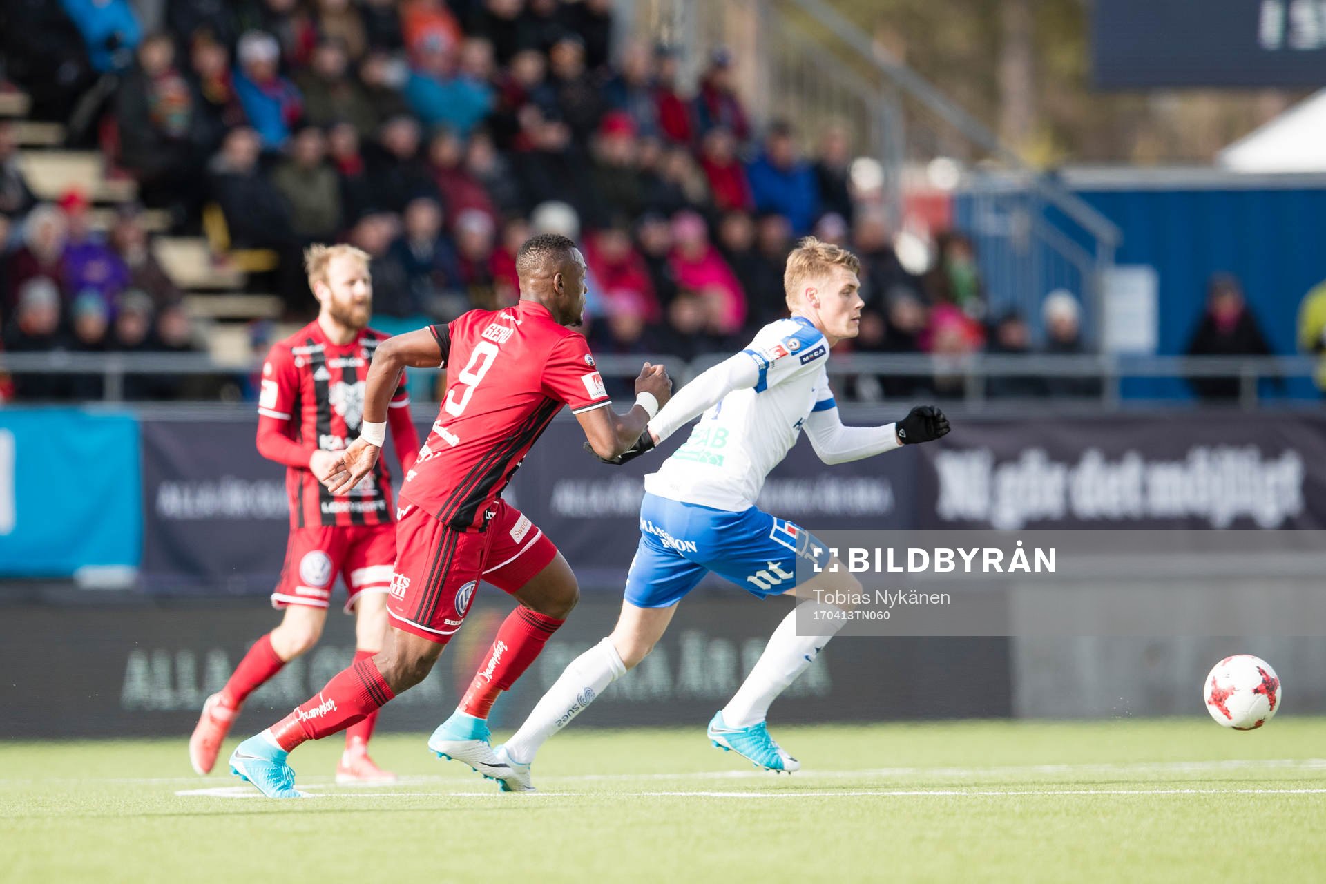 Norrköpings Eric Smith mot Östersunds Alhaji Gero