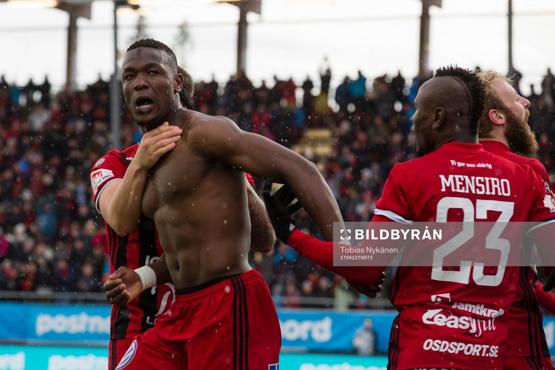 Östersunds Alhaji Gero jublar