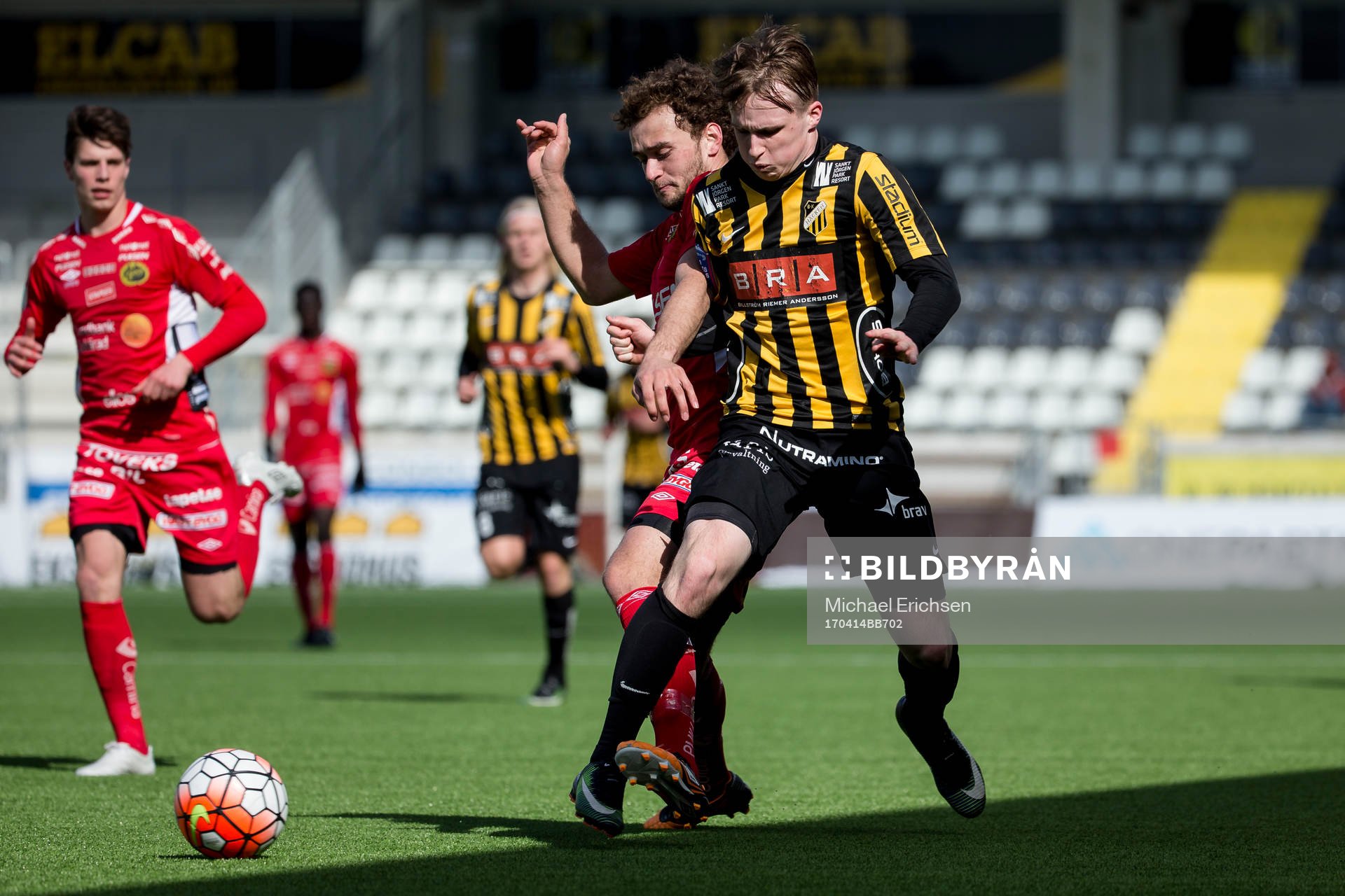 Häckens Theo Kornbakk mot Elfsborgs Adrian Zeka