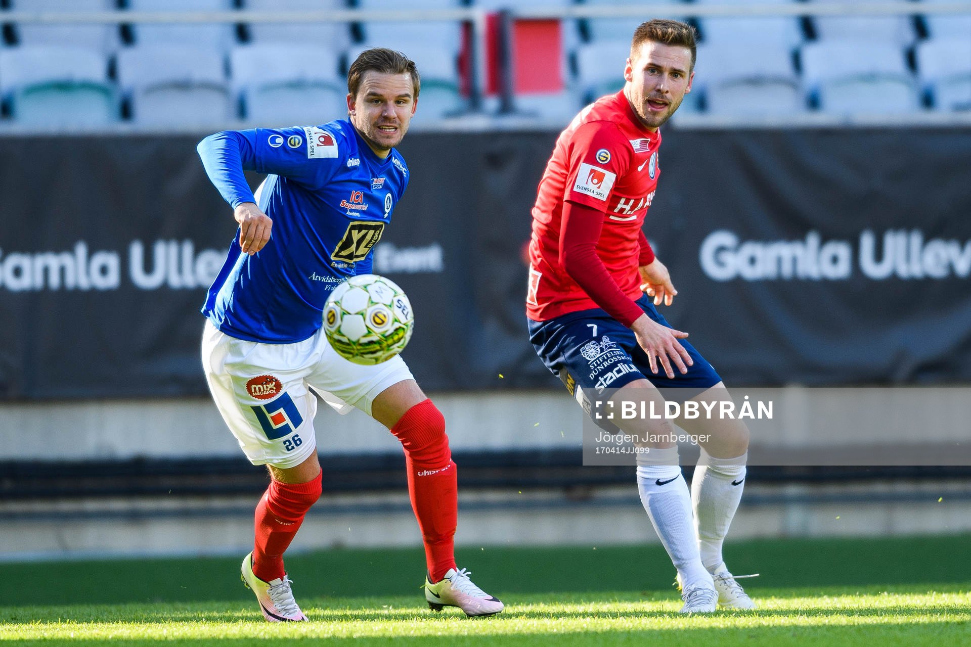 Örgrytes Daniel Sliper och Åtvidabergs Jonathan Asp