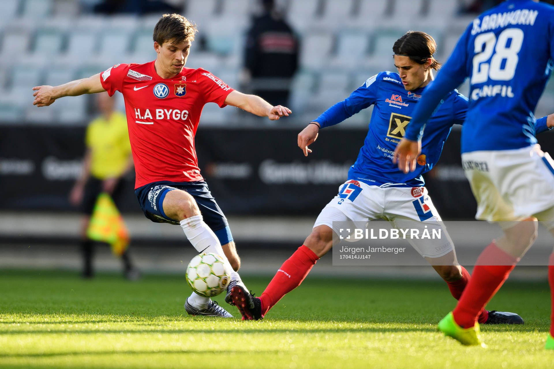 Örgrytes Daniel Paulson och Åtvidabergs Jon Birkfeldt