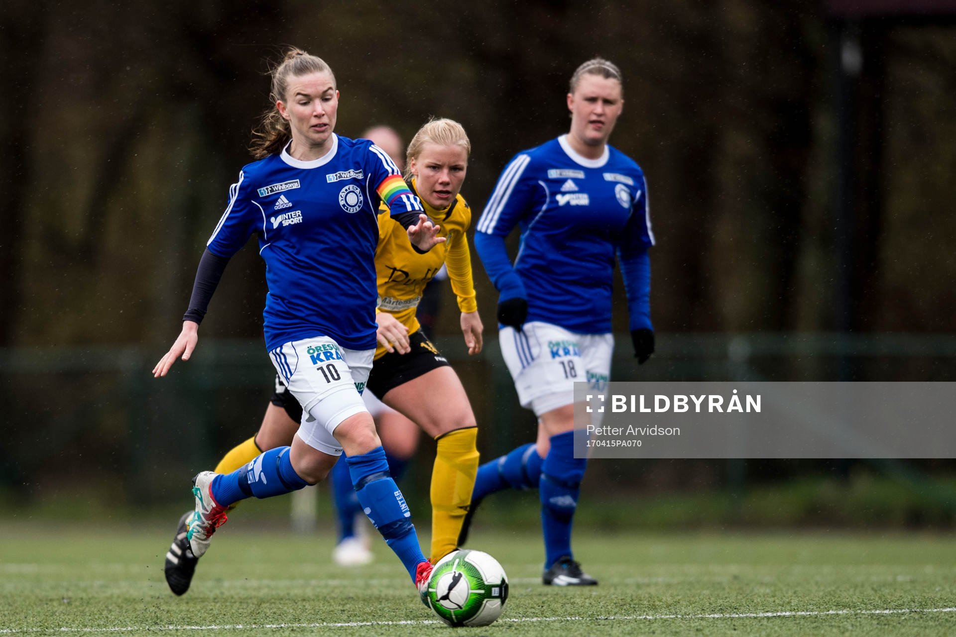 Stattenas Emma Krantz under fotbollsmatchen i damernas division 1 Södra Götaland mellan Stattena och Glimåkra den 15 april 2017 i Helsingborg.