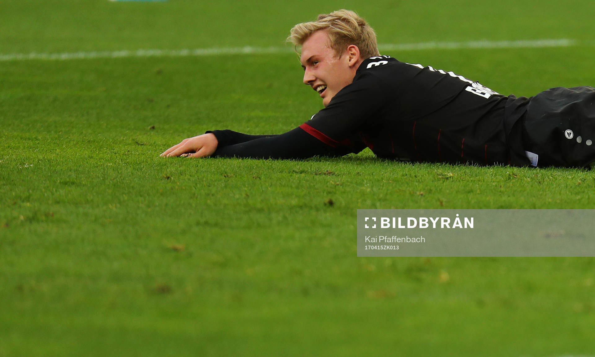 Soccer Football - Bayer Leverkusen vs Bayern Munich -